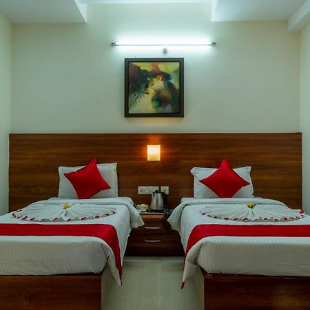 Hotel Krrish Inn - Ameerpet, Hajdarabad Zewnętrze zdjęcie