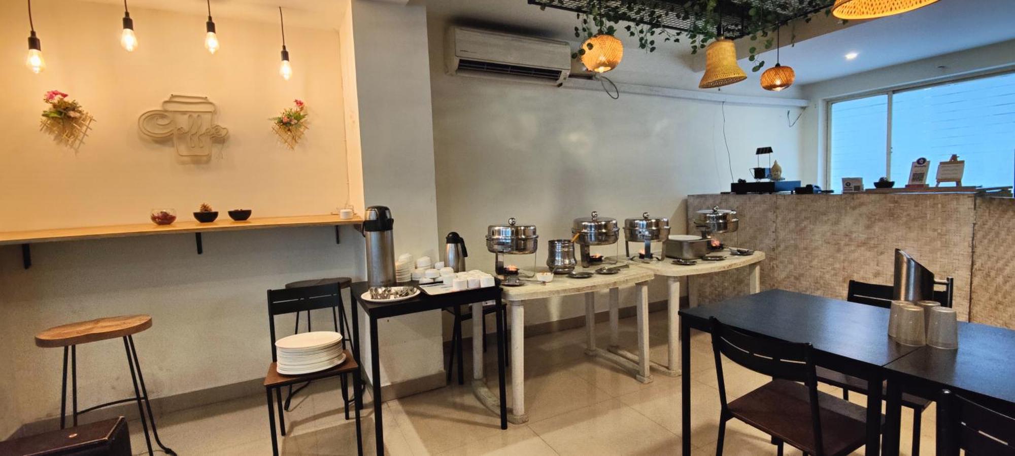 Hotel Krrish Inn - Ameerpet, Hajdarabad Zewnętrze zdjęcie