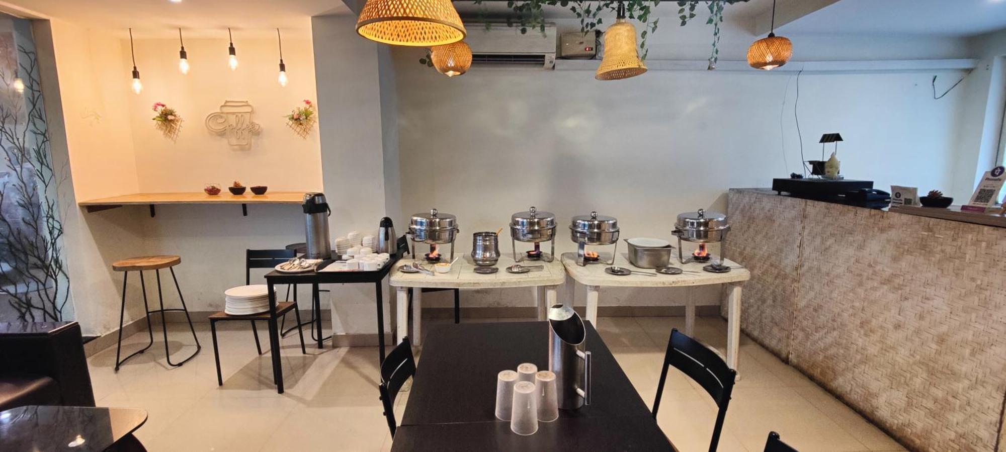 Hotel Krrish Inn - Ameerpet, Hajdarabad Zewnętrze zdjęcie