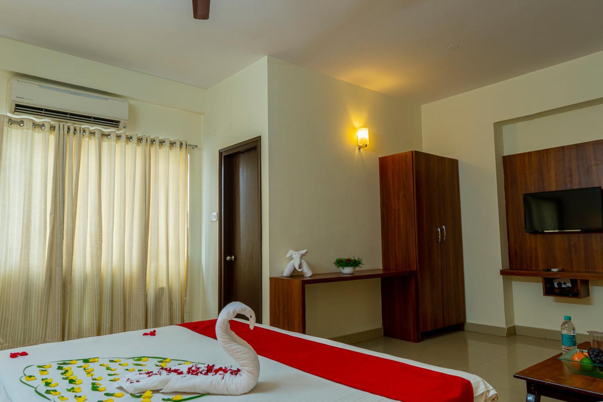 Hotel Krrish Inn - Ameerpet, Hajdarabad Zewnętrze zdjęcie