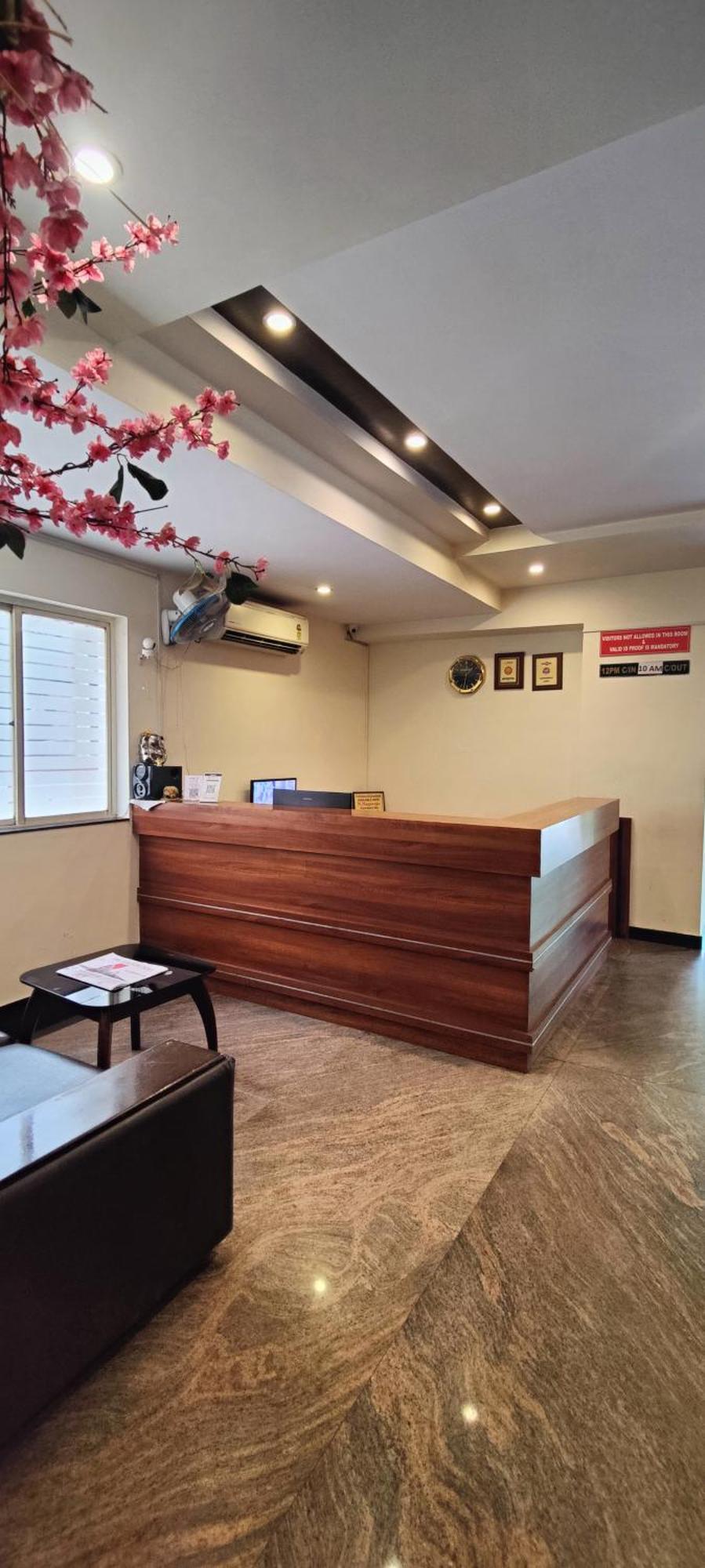 Hotel Krrish Inn - Ameerpet, Hajdarabad Zewnętrze zdjęcie